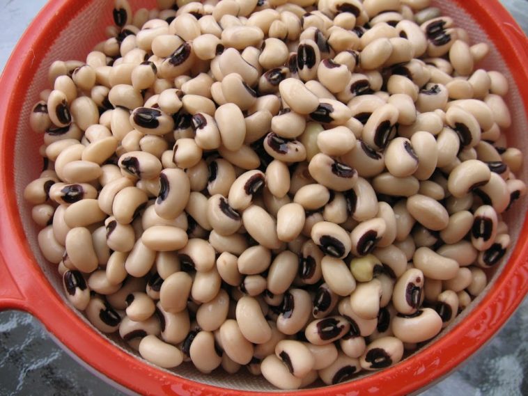 Can you over soak black-eyed peas?