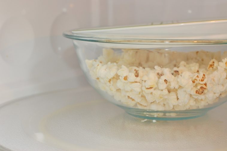 Can you pop popcorn in a glass bowl?