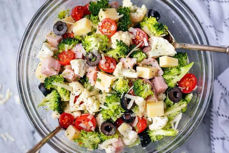 Can you prepare a salad the night before? - Foodly
