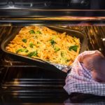 Can you put aluminum foil in the oven?