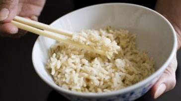 Can you reheat soup with rice in it?