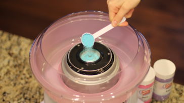 Can you use sugar to make cotton candy?