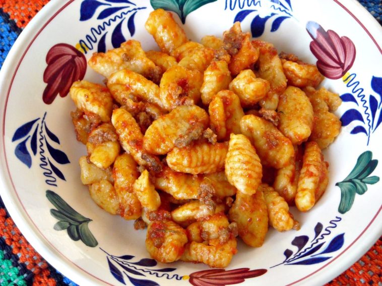Do Italians call gnocchi pasta?
