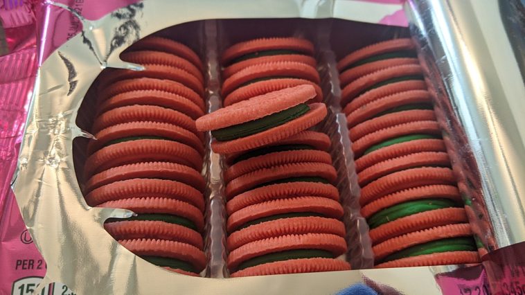 Do Lady Gaga Oreos taste good?