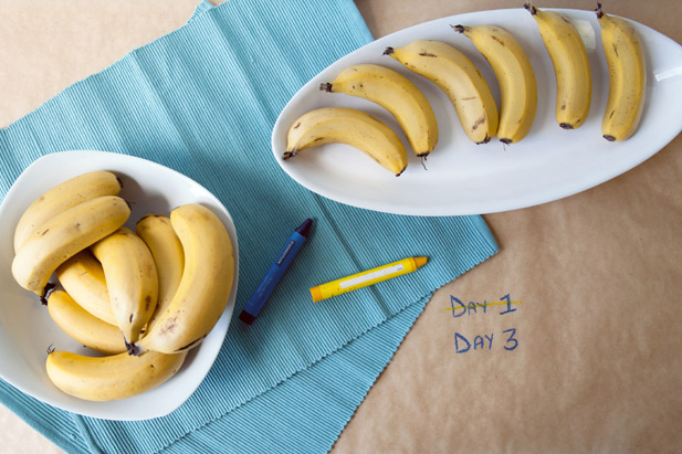 Do bananas ripen faster in a bunch or separated?