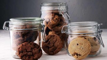 Do cookie jars actually keep cookies fresh?
