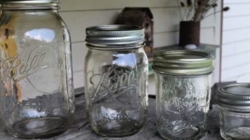 Do jars need to be hot before canning?