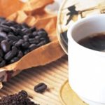 Do persimmons make you poop?