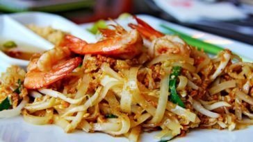 Do they eat pad thai in Thailand?