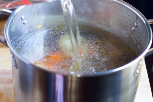 Do you add stock pots to water?