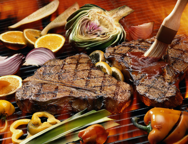 Do you close the grill when cooking steak?