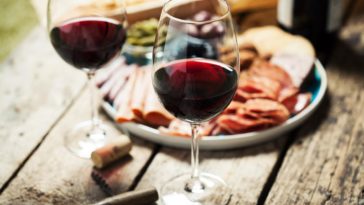 Do you drink red wine with pasta?