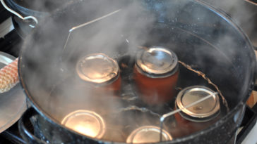 Do you have to boil mason jars to seal them?
