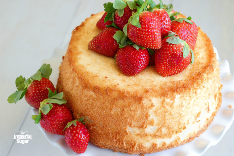 Do you have to cook angel food cake in a tube pan?