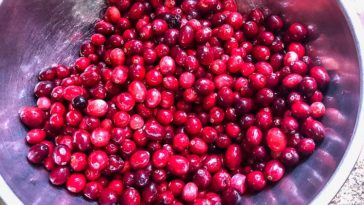 Do you need to soak fresh cranberries?