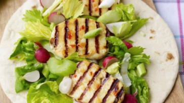 Do you put chili onion crunch in the fridge?