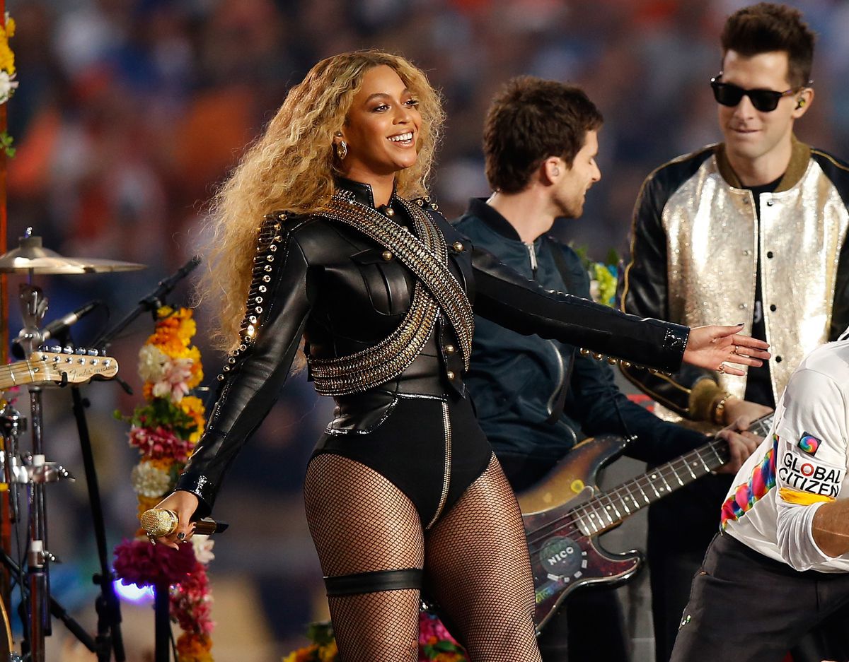 Does Beyonce like hot sauce?