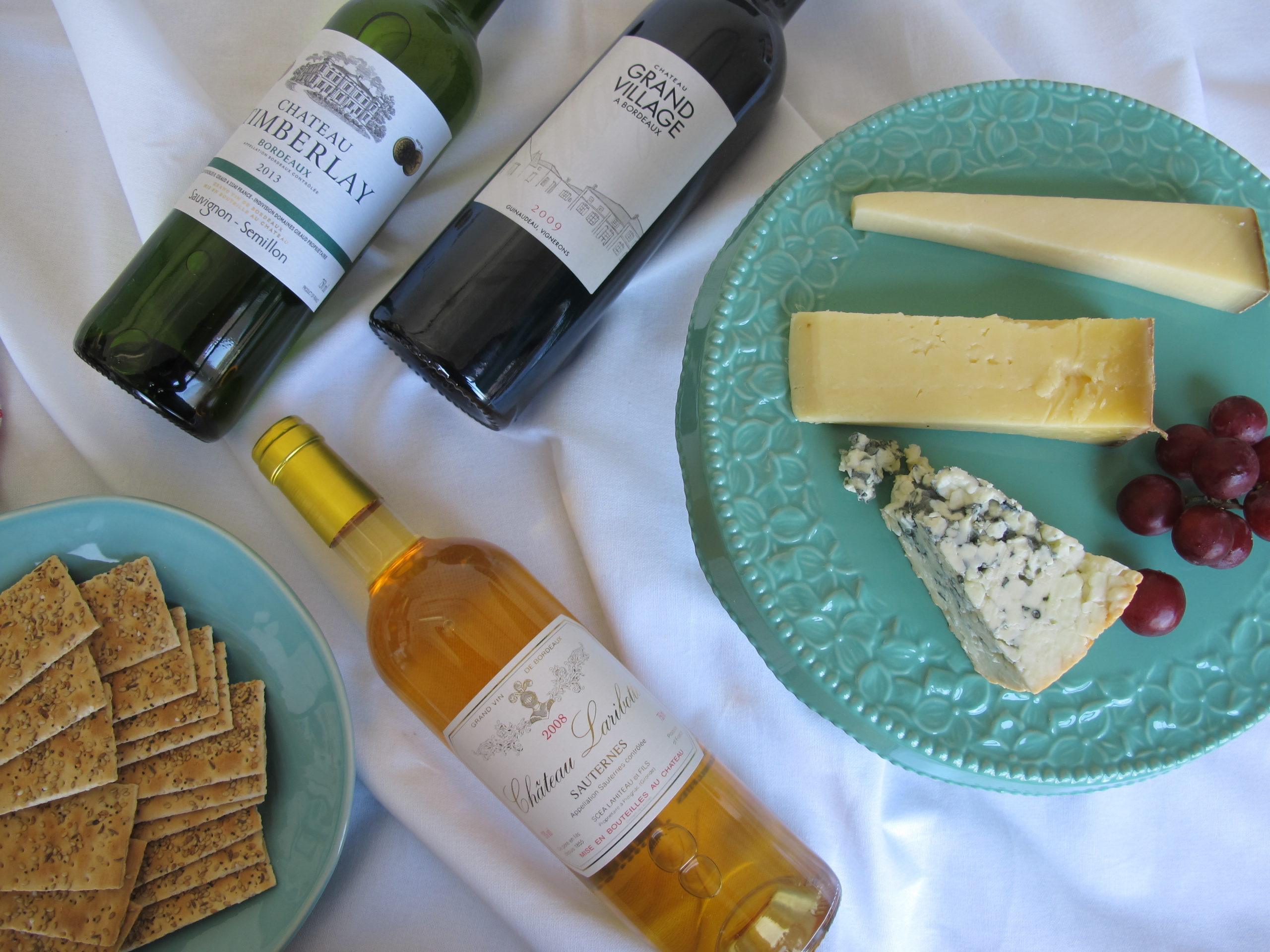 Does Bordeaux go with cheese?