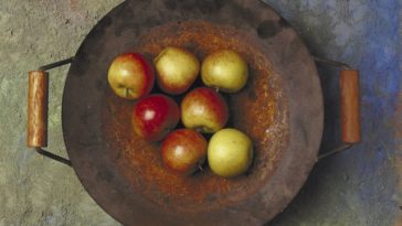 Does Coke remove rust from cast iron?