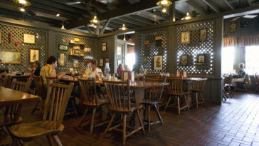 Does Cracker Barrel have a secret menu?