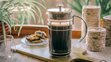 Does French press coffee increase cholesterol?