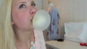 Does Ice Cube gum have calories?