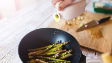 Does Olive Oil ruin non-stick pans?