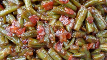 Does Sweet Baby Rays have onion?