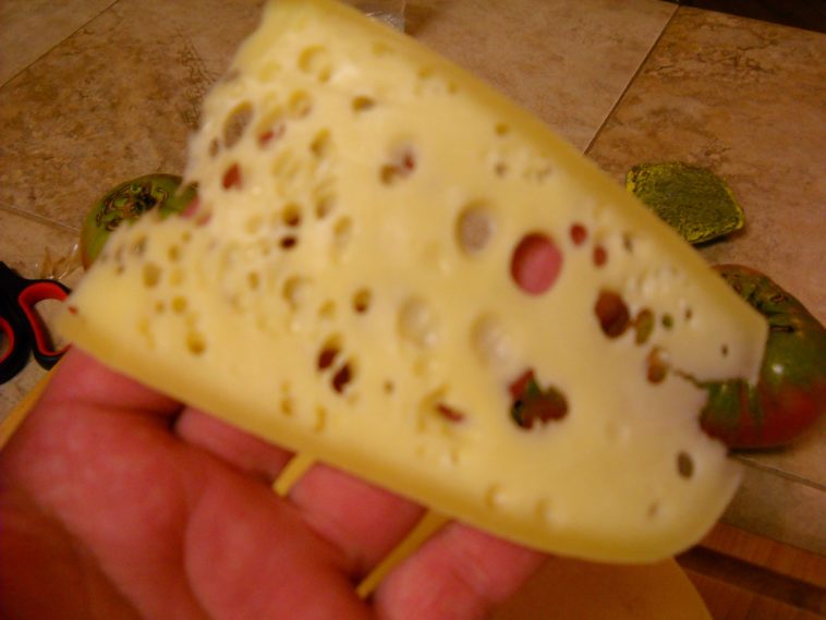 Does Swiss cheese give you gas?