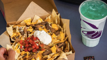 Does Taco Bell still have $5 Nacho box?