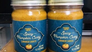 Does Trader Joe's sell hollandaise sauce?