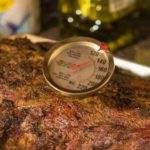 Does a slow cooker get hot enough to kill bacteria?