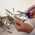 Does cutting aluminum foil sharpen scissors?