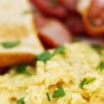 Does lemon juice make raw eggs safe?