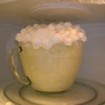 Does marshmallow fondant hold its shape?