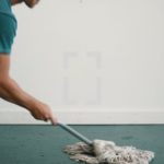 Does mopping actually clean?