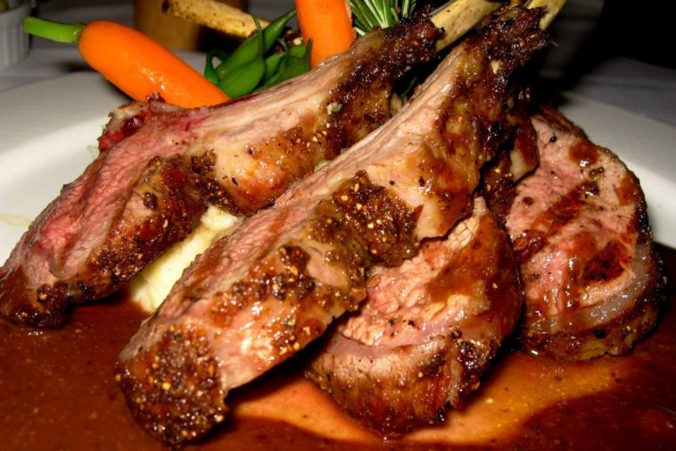 Does red wine go with pork chops?