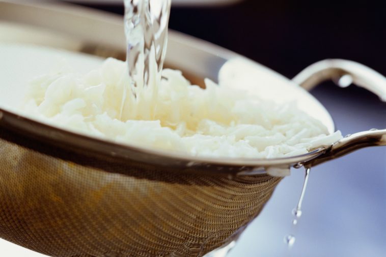 Does rinsing rice remove arsenic?