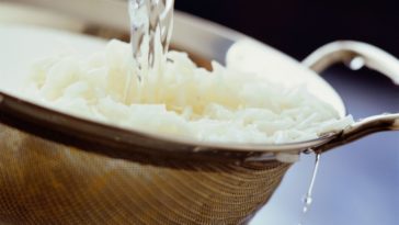 Does rinsing rice remove arsenic?
