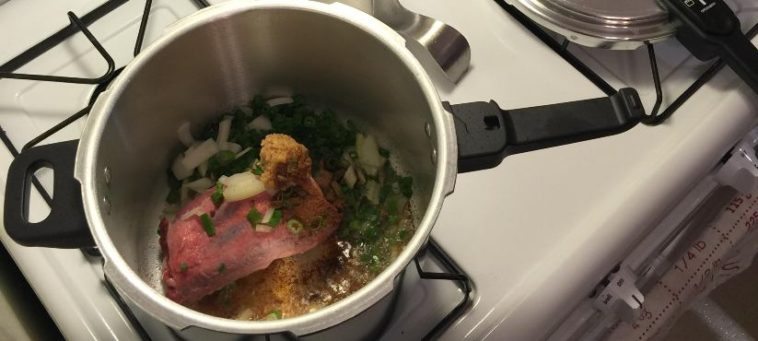 Does spicy food kill bacteria?