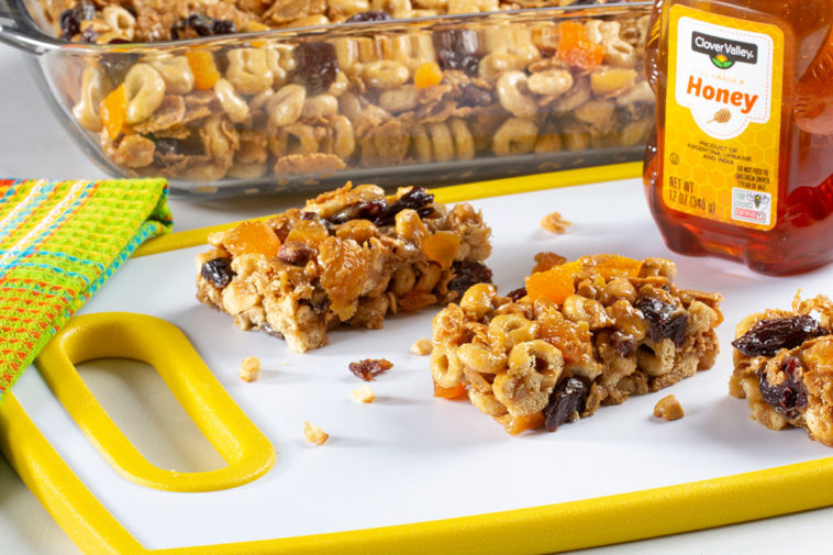 Does the Dollar General sell cocktail sauce?