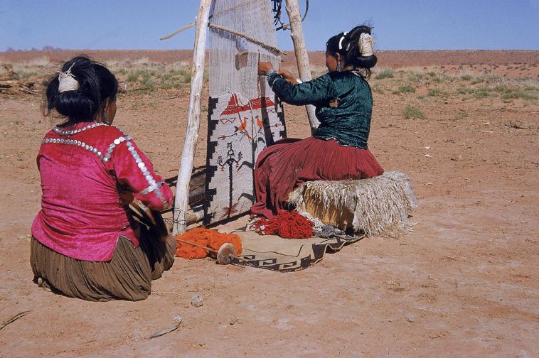 Does the Pueblo tribe still exist?