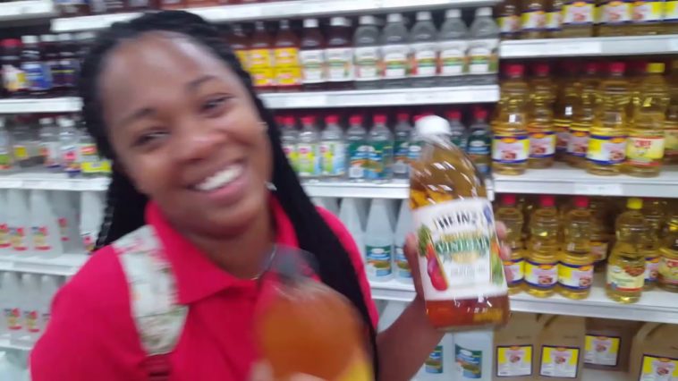 Does vinegar dissolve grease?