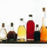 Does vinegar remove coffee stains?