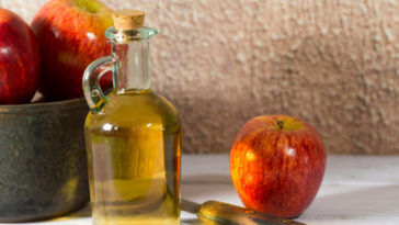 Does white vinegar lose its potency?