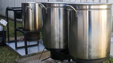 How big a turkey can you put in a 30 quart turkey fryer?