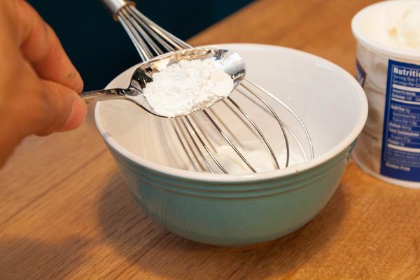 How can I thicken buttercream without icing sugar?