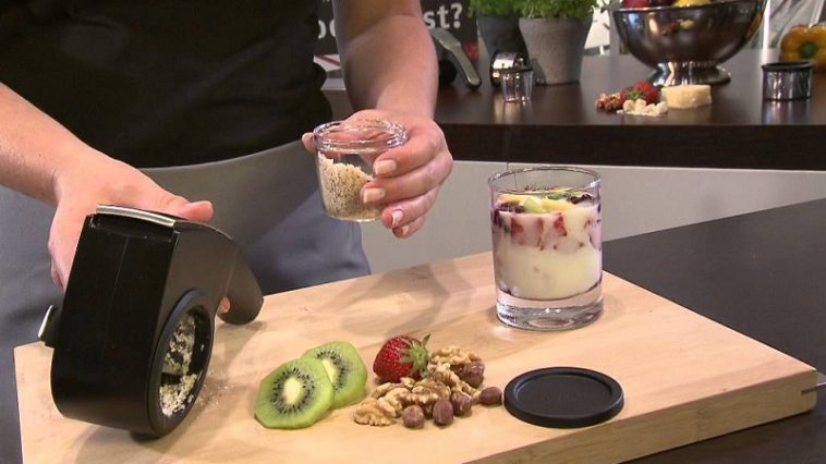 How do I choose a cheese grater?