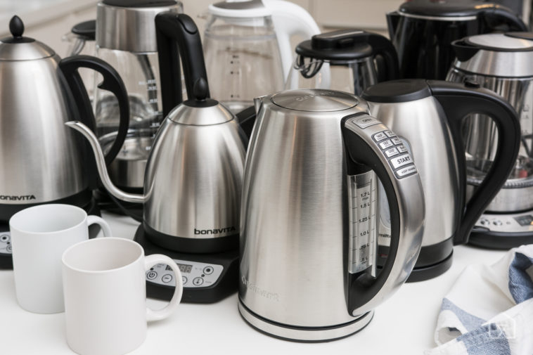 How do I choose a good electric kettle?
