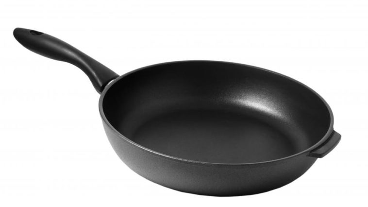 How do I know if I have a heavy bottom pan?